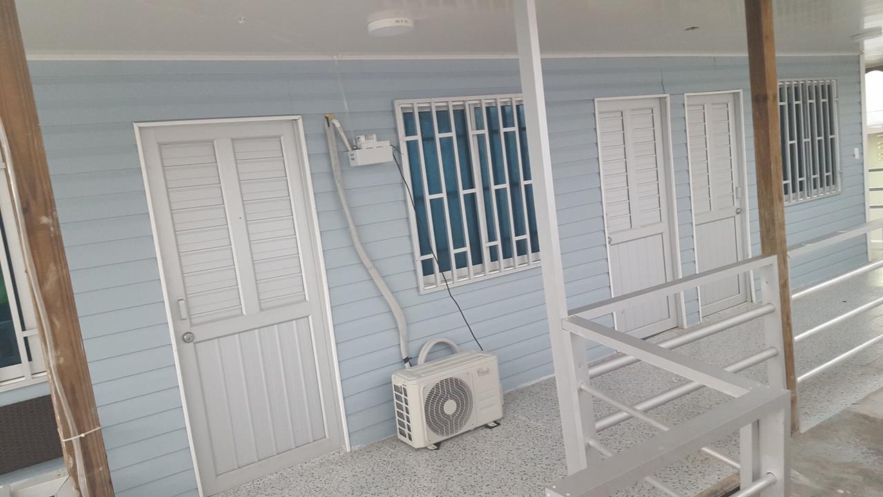 Islander'S Blue House San Andrés Exterior photo